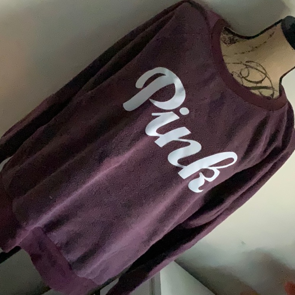 Good used condition sweatshirt